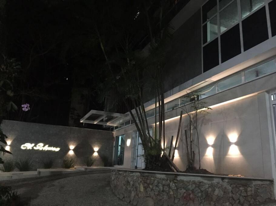 Ipanema Alto Padrao, 03 Quartos Com Suite, 03 Banheiros, Portaria 24h Apartamento Río de Janeiro